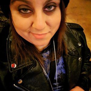 Meet your Posher, Tina